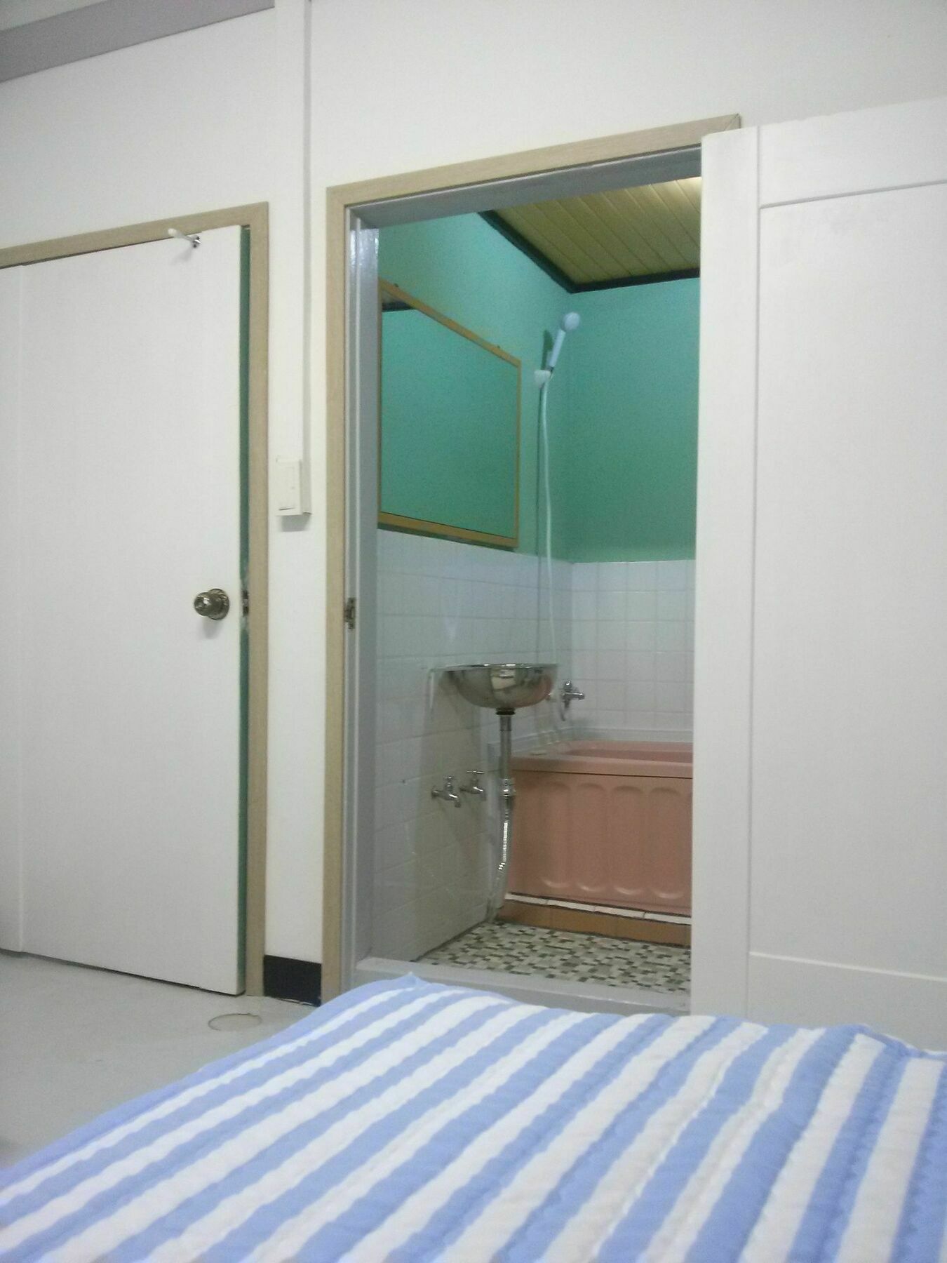 Yusun Guesthouse Puszan Kültér fotó